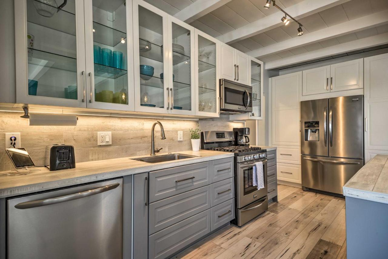 Remodeled Ventura Beach Home With Yard And Fire Pit! Eksteriør billede